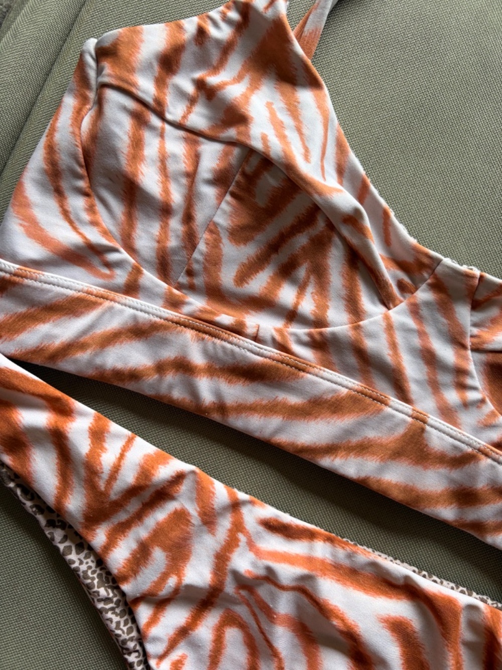 Acacia bikini set great condition size XL - Picture 2 of 5